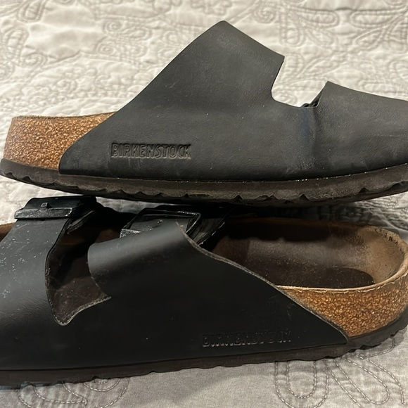 Birkenstocks! Size 38 - Picture 3 of 6